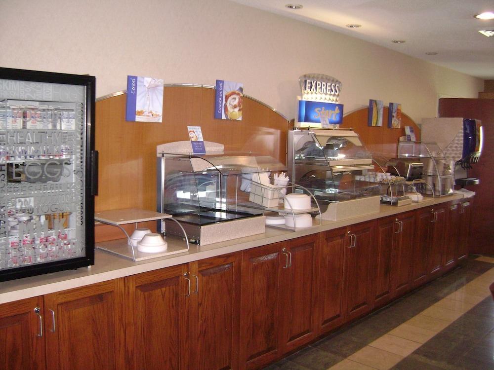 Holiday Inn Express Wilson I-95 By Ihg Εξωτερικό φωτογραφία